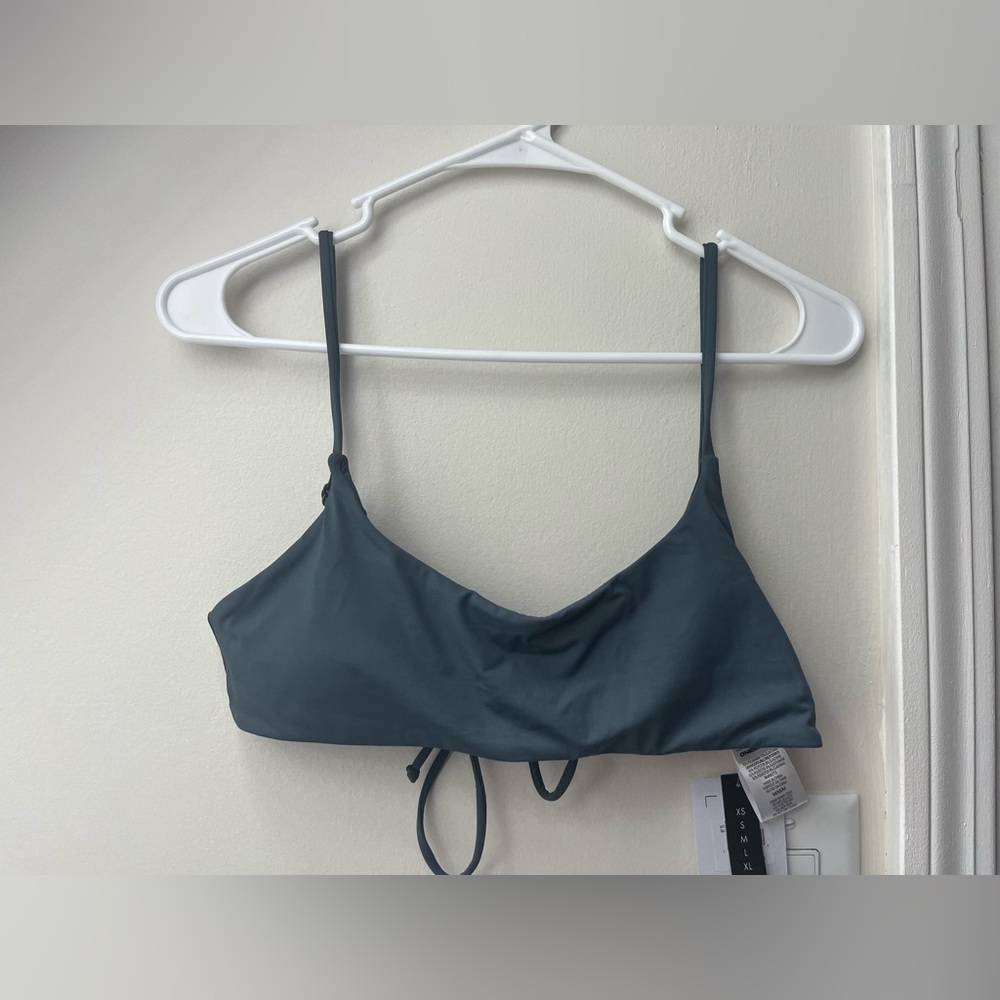 NWT | SALTWATER SOLIDS SURFSIDE BRALETTE TOP | Size M